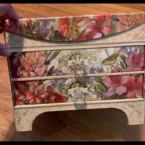 Punch Studio jewelry box / organizer - Picture 14 of 14
